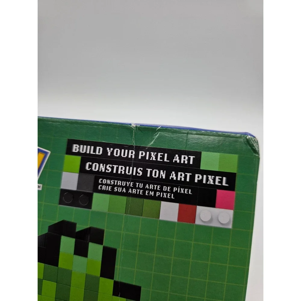 Mega Pokemon Bulbasaur Pixel Art Building Set 374 Pcs HTH75 Retro Sprite Green